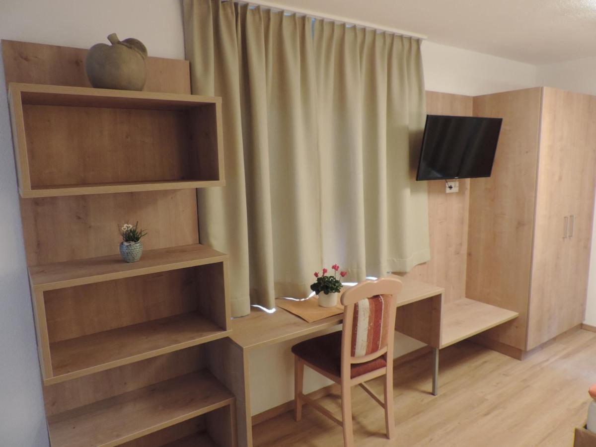 Burgschroffen Guest house