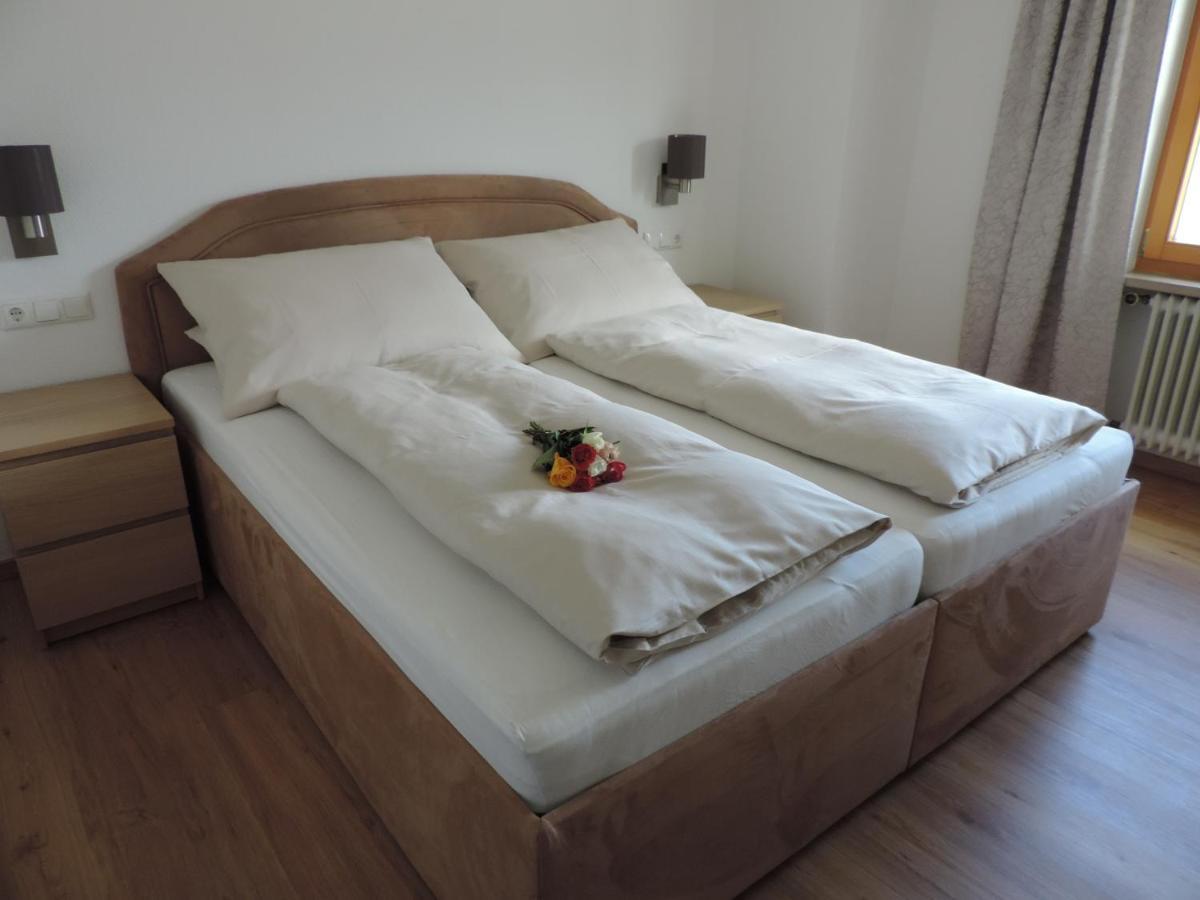 Guest house Burgschroffen Fendels